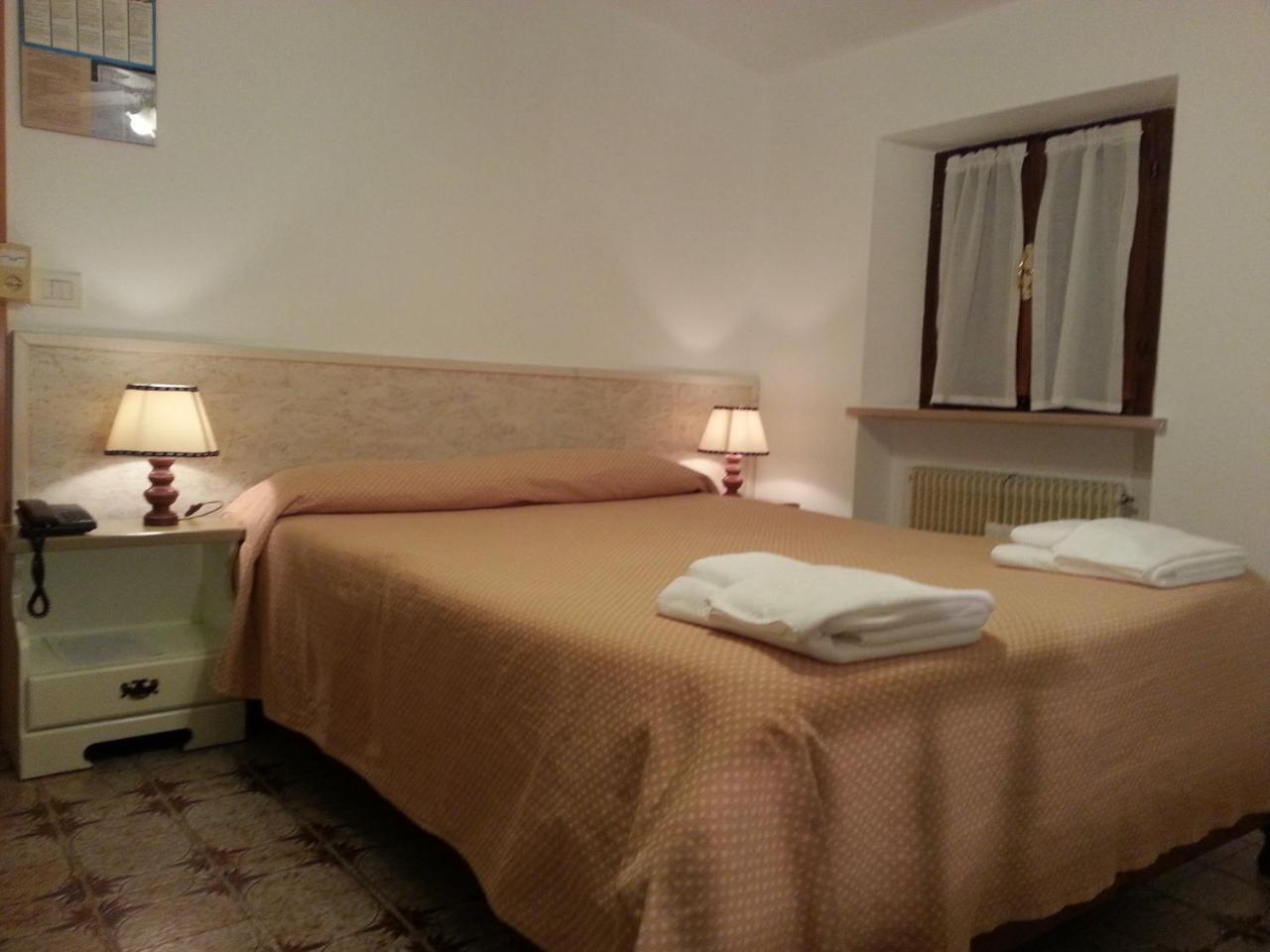 Dogana Vecchia - Hotel & Residence B&B Ristorante & Pizzeria Trivignano Udinese Екстериор снимка